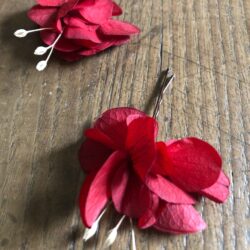 Bijoux fleuris hortensia rouge
